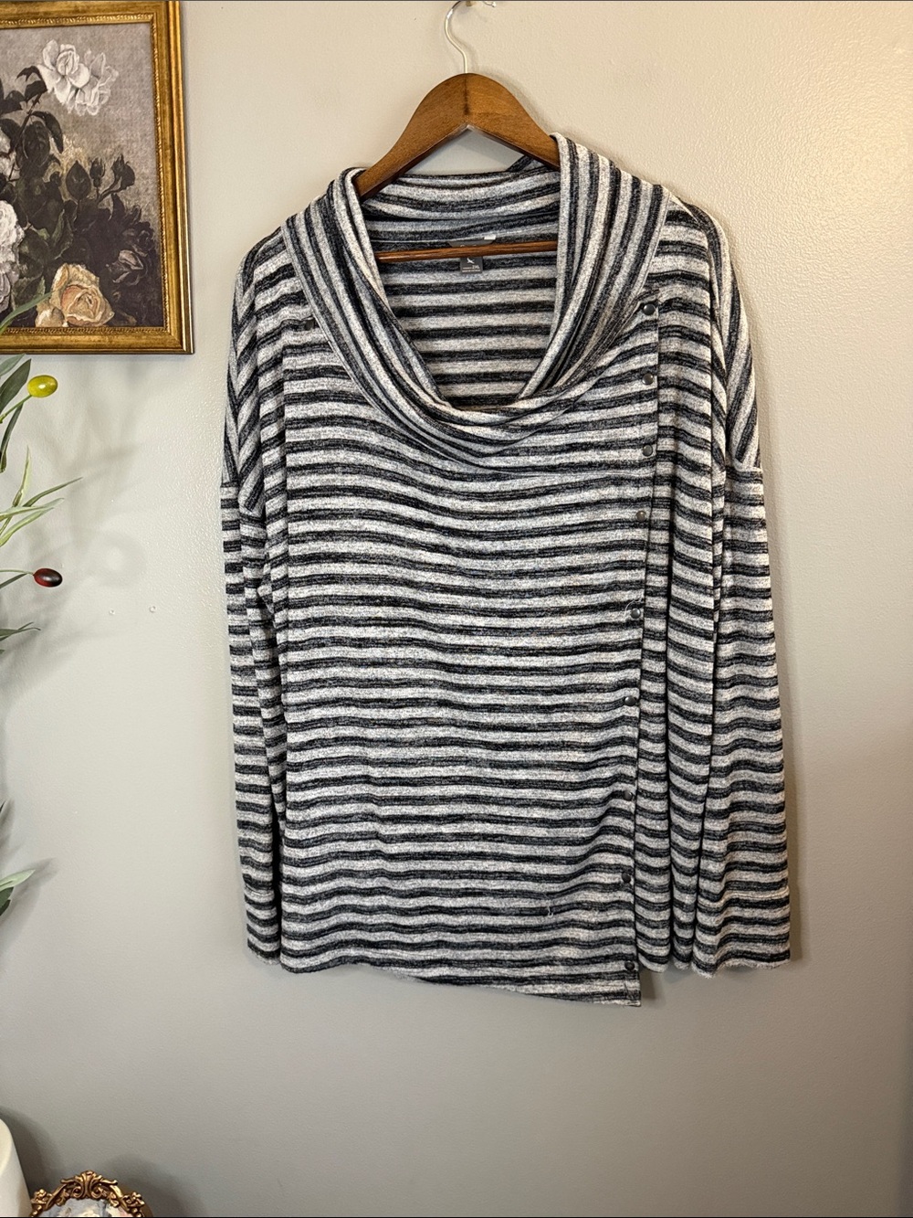 Eddie Bauer 2XL Striped Convertible Snap Cardigan Top Gray Black Cowl Neck Plus - Picture 2 of 8